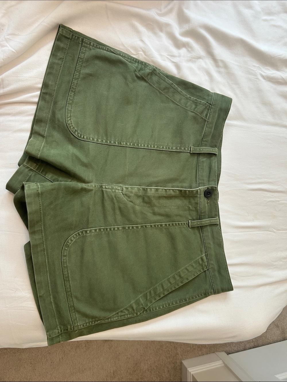 Madewell High-Waist Olive Green Shorts - Picture 1 of 3